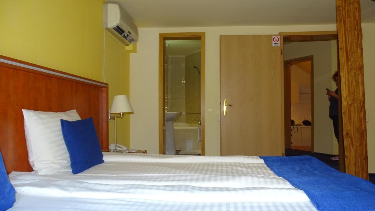 Casa Elysee Otel Deva Dış mekan fotoğraf