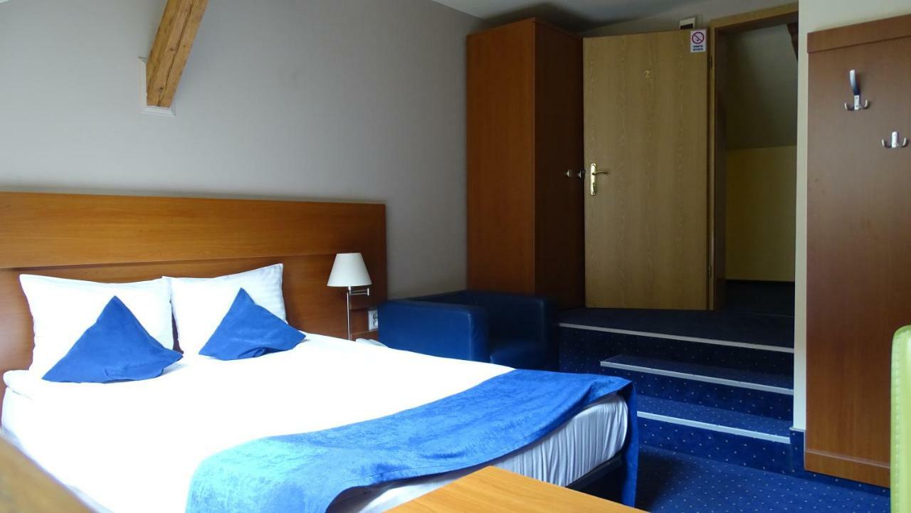 Casa Elysee Otel Deva Dış mekan fotoğraf