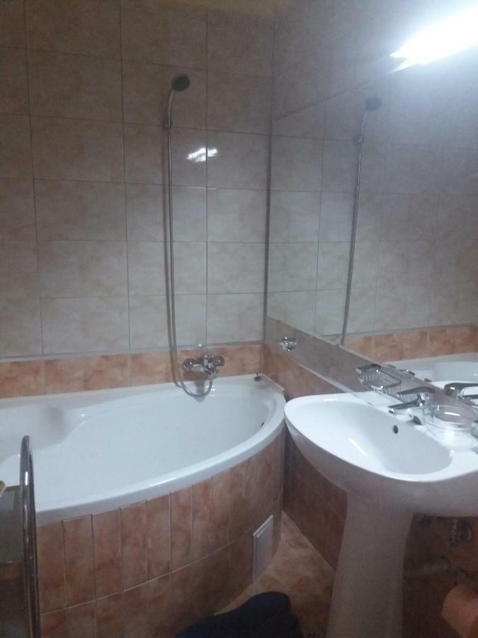 Casa Elysee Otel Deva Dış mekan fotoğraf