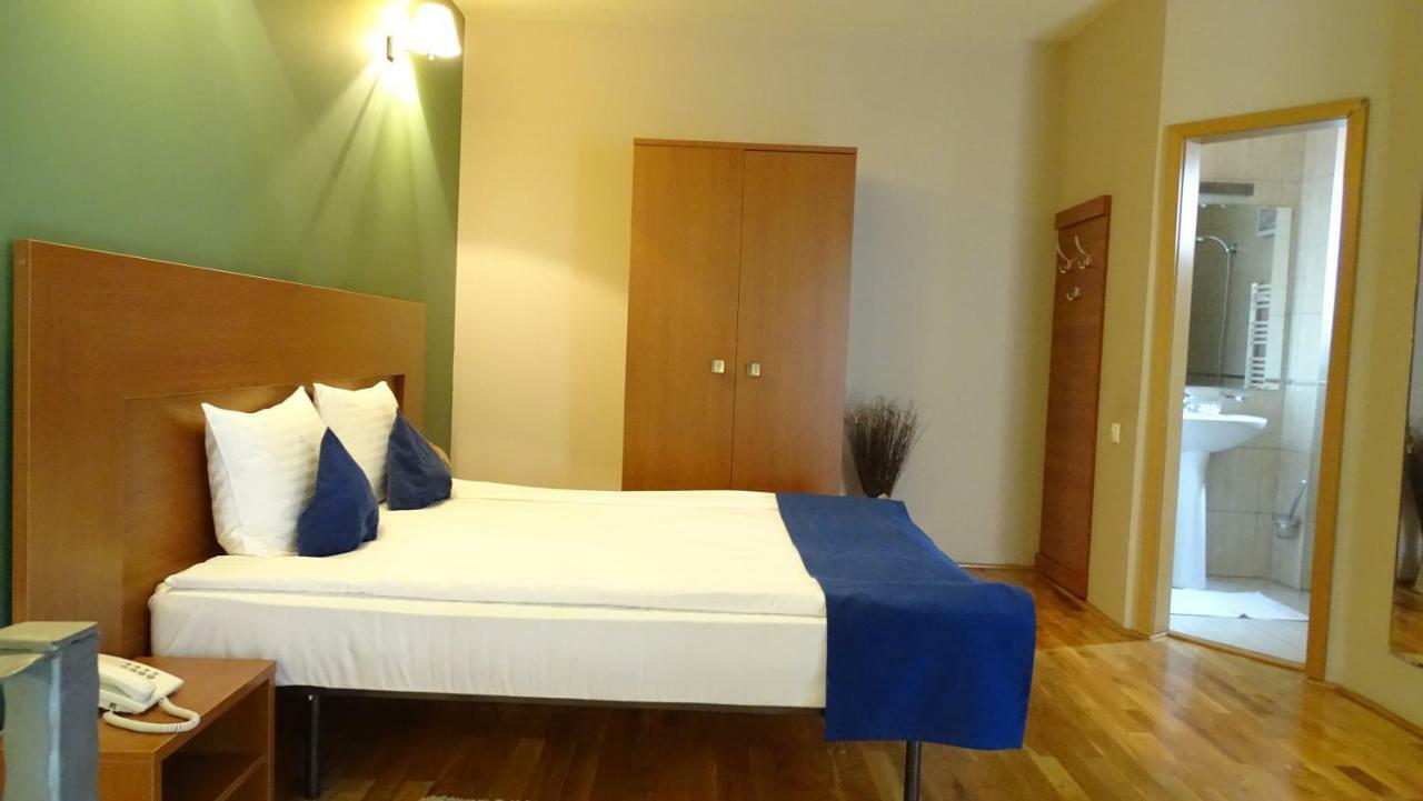 Casa Elysee Otel Deva Dış mekan fotoğraf